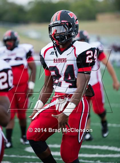 Thumbnail 2 in Lee vs Rowlett photogallery.