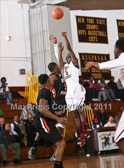 Thumbnail 3 in White Plains @ Mt. Vernon photogallery.