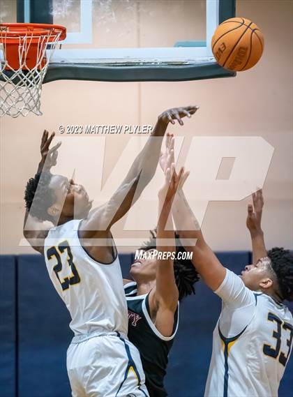 Thumbnail 3 in Trinity Christian vs Northwood Temple Academy (NCISAA 2A Third Round) photogallery.