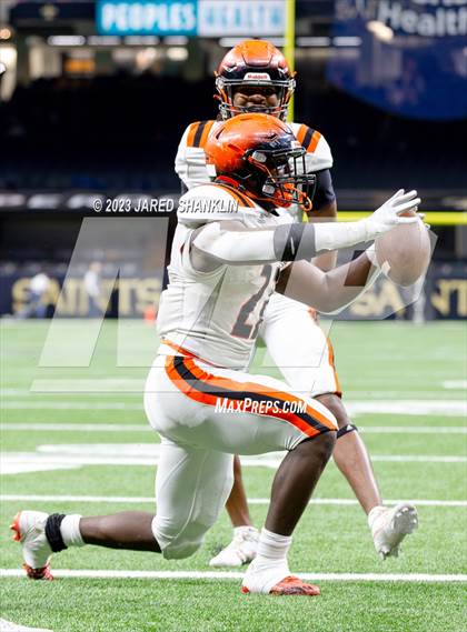 Thumbnail 3 in Opelousas @ Cecilia (LHSAA Division II Non-Select Final) photogallery.