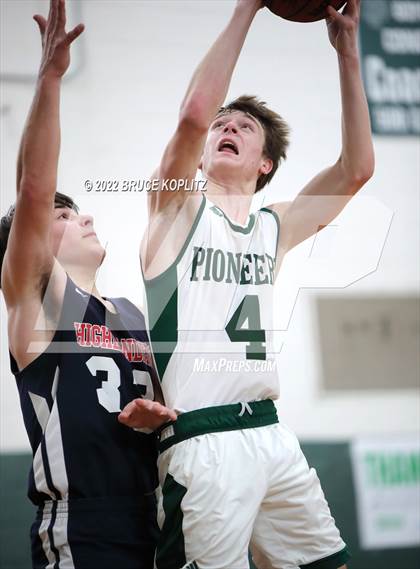 Thumbnail 2 in Governor Livingston @ New Providence photogallery.