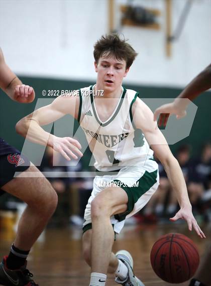 Thumbnail 3 in Governor Livingston @ New Providence photogallery.