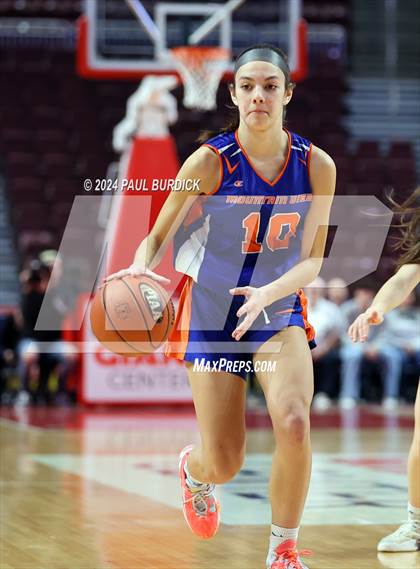 Thumbnail 3 in Mountain View vs. Bishop Guilfoyle (PIAA 1A Championship) photogallery.