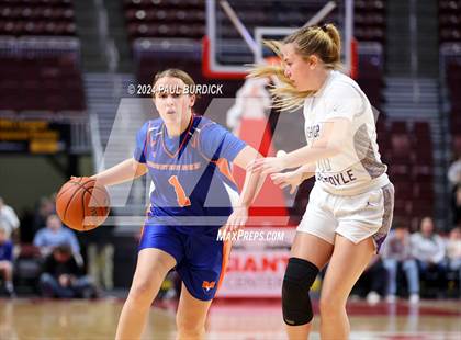 Thumbnail 2 in Mountain View vs. Bishop Guilfoyle (PIAA 1A Championship) photogallery.