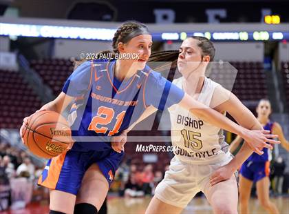 Thumbnail 1 in Mountain View vs. Bishop Guilfoyle (PIAA 1A Championship) photogallery.