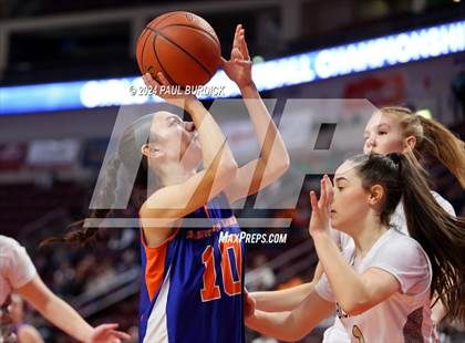 Thumbnail 3 in Mountain View vs. Bishop Guilfoyle (PIAA 1A Championship) photogallery.