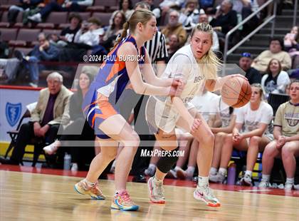 Thumbnail 3 in Mountain View vs. Bishop Guilfoyle (PIAA 1A Championship) photogallery.