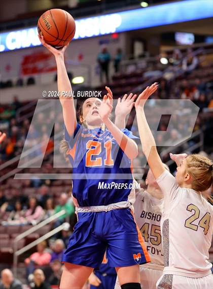 Thumbnail 2 in Mountain View vs. Bishop Guilfoyle (PIAA 1A Championship) photogallery.