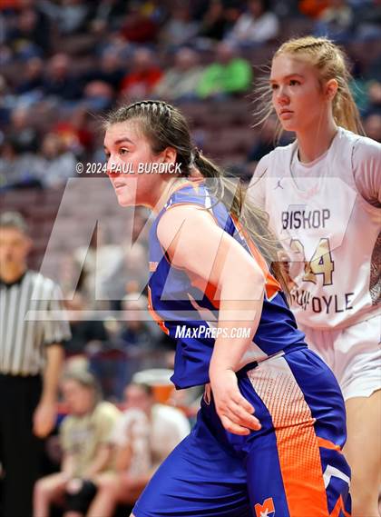Thumbnail 3 in Mountain View vs. Bishop Guilfoyle (PIAA 1A Championship) photogallery.