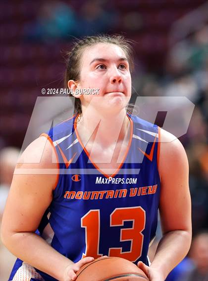Thumbnail 2 in Mountain View vs. Bishop Guilfoyle (PIAA 1A Championship) photogallery.