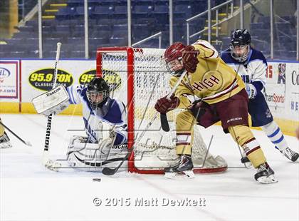 Thumbnail 3 in Boston College High vs. Seton Hall Prep (Notre Dame New Year's Invitational Semifinal) photogallery.