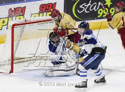 Thumbnail 3 in Boston College High vs. Seton Hall Prep (Notre Dame New Year's Invitational Semifinal) photogallery.