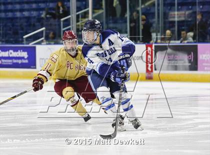 Thumbnail 2 in Boston College High vs. Seton Hall Prep (Notre Dame New Year's Invitational Semifinal) photogallery.