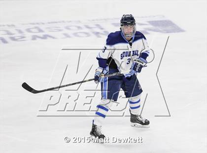 Thumbnail 3 in Boston College High vs. Seton Hall Prep (Notre Dame New Year's Invitational Semifinal) photogallery.