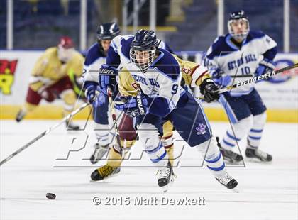 Thumbnail 3 in Boston College High vs. Seton Hall Prep (Notre Dame New Year's Invitational Semifinal) photogallery.