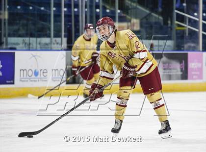 Thumbnail 1 in Boston College High vs. Seton Hall Prep (Notre Dame New Year's Invitational Semifinal) photogallery.