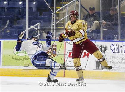 Thumbnail 3 in Boston College High vs. Seton Hall Prep (Notre Dame New Year's Invitational Semifinal) photogallery.