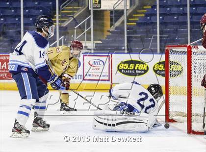 Thumbnail 1 in Boston College High vs. Seton Hall Prep (Notre Dame New Year's Invitational Semifinal) photogallery.