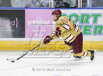 Thumbnail 2 in Boston College High vs. Seton Hall Prep (Notre Dame New Year's Invitational Semifinal) photogallery.