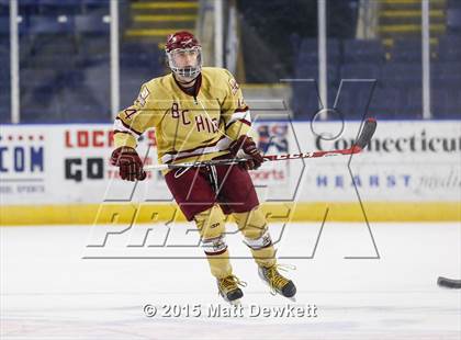 Thumbnail 2 in Boston College High vs. Seton Hall Prep (Notre Dame New Year's Invitational Semifinal) photogallery.