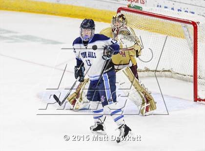 Thumbnail 2 in Boston College High vs. Seton Hall Prep (Notre Dame New Year's Invitational Semifinal) photogallery.