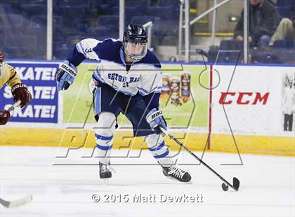 Thumbnail 1 in Boston College High vs. Seton Hall Prep (Notre Dame New Year's Invitational Semifinal) photogallery.