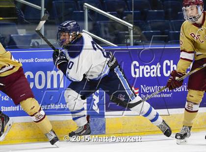 Thumbnail 2 in Boston College High vs. Seton Hall Prep (Notre Dame New Year's Invitational Semifinal) photogallery.