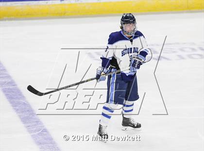 Thumbnail 1 in Boston College High vs. Seton Hall Prep (Notre Dame New Year's Invitational Semifinal) photogallery.