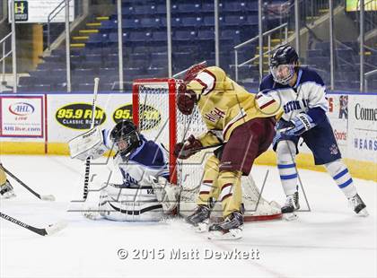 Thumbnail 1 in Boston College High vs. Seton Hall Prep (Notre Dame New Year's Invitational Semifinal) photogallery.
