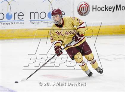 Thumbnail 2 in Boston College High vs. Seton Hall Prep (Notre Dame New Year's Invitational Semifinal) photogallery.