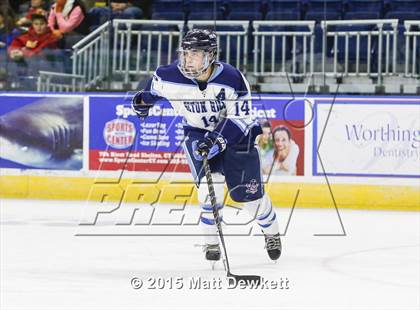 Thumbnail 3 in Boston College High vs. Seton Hall Prep (Notre Dame New Year's Invitational Semifinal) photogallery.