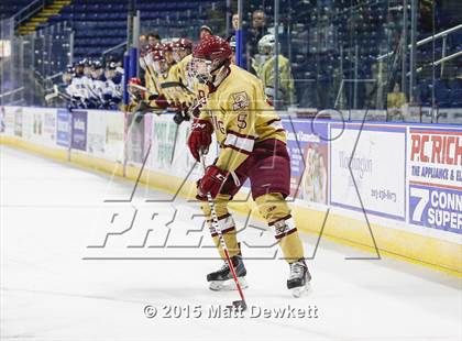 Thumbnail 2 in Boston College High vs. Seton Hall Prep (Notre Dame New Year's Invitational Semifinal) photogallery.