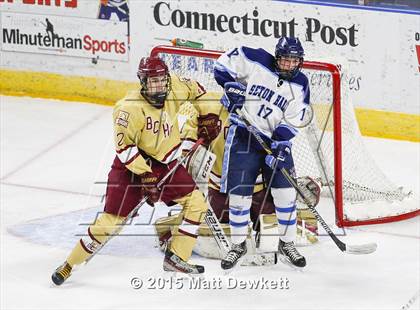 Thumbnail 3 in Boston College High vs. Seton Hall Prep (Notre Dame New Year's Invitational Semifinal) photogallery.