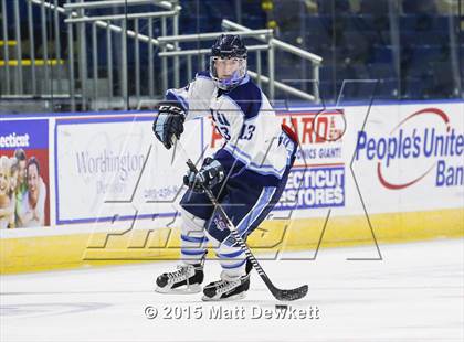 Thumbnail 2 in Boston College High vs. Seton Hall Prep (Notre Dame New Year's Invitational Semifinal) photogallery.