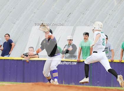 Thumbnail 1 in Eunice vs. South Beauregard (LHSAA 3A Quarterfinal Playoff)  photogallery.