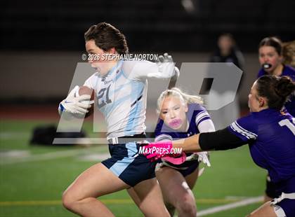 Thumbnail 2 in Olympia @ Sumner photogallery.