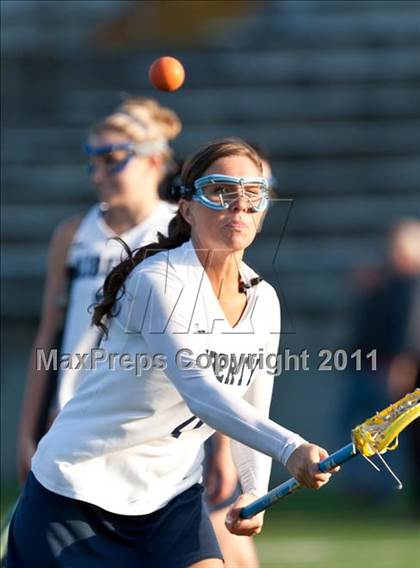 Thumbnail 3 in Oregon Episcopal vs. Liberty photogallery.