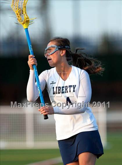 Thumbnail 2 in Oregon Episcopal vs. Liberty photogallery.