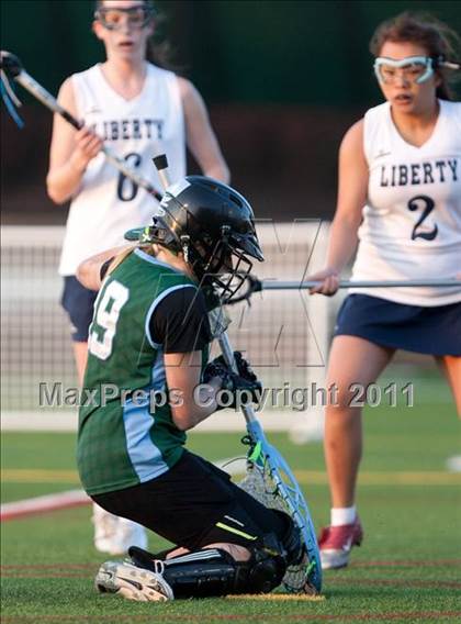 Thumbnail 2 in Oregon Episcopal vs. Liberty photogallery.