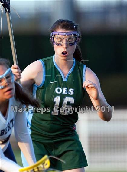 Thumbnail 2 in Oregon Episcopal vs. Liberty photogallery.