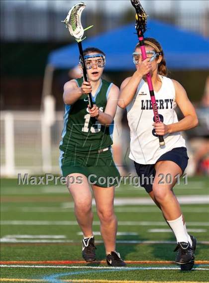 Thumbnail 2 in Oregon Episcopal vs. Liberty photogallery.