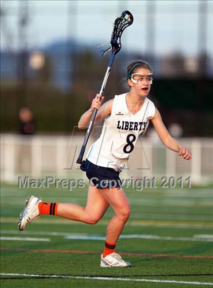 Thumbnail 3 in Oregon Episcopal vs. Liberty photogallery.
