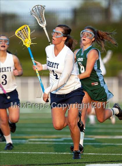 Thumbnail 2 in Oregon Episcopal vs. Liberty photogallery.