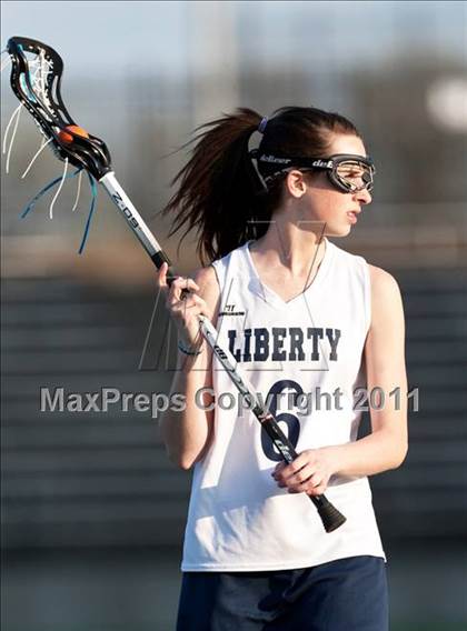 Thumbnail 3 in Oregon Episcopal vs. Liberty photogallery.