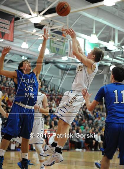 Thumbnail 1 in Highland Park vs Lake Forest (McDonald's City-Suburban Showdown) photogallery.