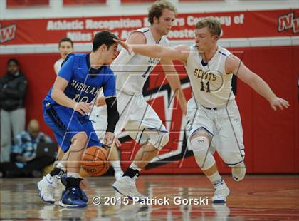 Thumbnail 1 in Highland Park vs Lake Forest (McDonald's City-Suburban Showdown) photogallery.