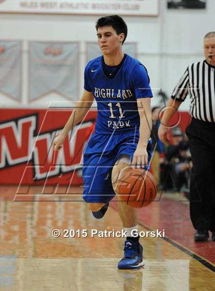 Thumbnail 3 in Highland Park vs Lake Forest (McDonald's City-Suburban Showdown) photogallery.