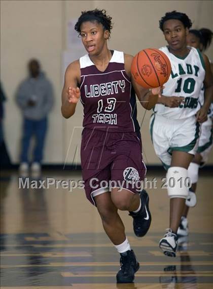 Thumbnail 1 in Liberty Tech Magnet vs Lake County (Dyersburg Tournament) photogallery.