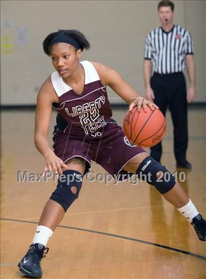Thumbnail 2 in Liberty Tech Magnet vs Lake County (Dyersburg Tournament) photogallery.
