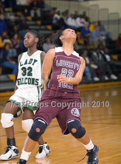 Thumbnail 1 in Liberty Tech Magnet vs Lake County (Dyersburg Tournament) photogallery.
